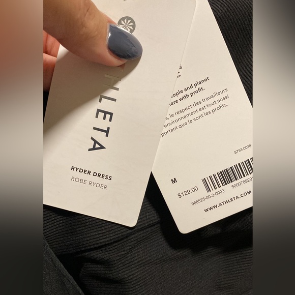 ATHLETA Ryder Dress // Black - Picture 14 of 16